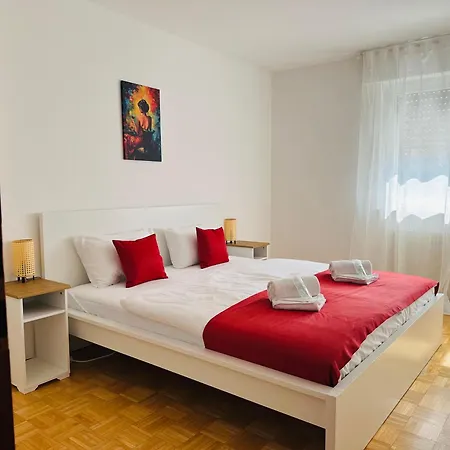 Be Like Your Home! Familienhaus Mit Garten & Netflix, Phantasialand Nah Appartamento Wesseling