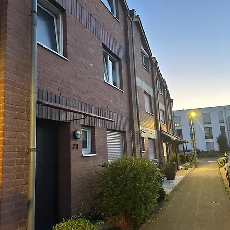 Apartmán Be Like Your Home! Familienhaus Mit Garten & Netflix, Phantasialand Nah Wesseling