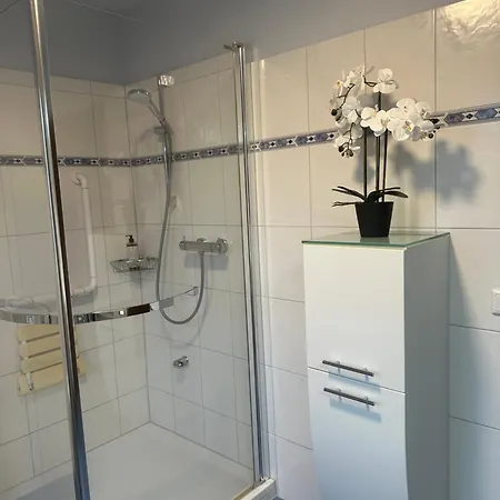 Appartamento Be Like Your Home! Familienhaus Mit Garten & Netflix, Phantasialand Nah *